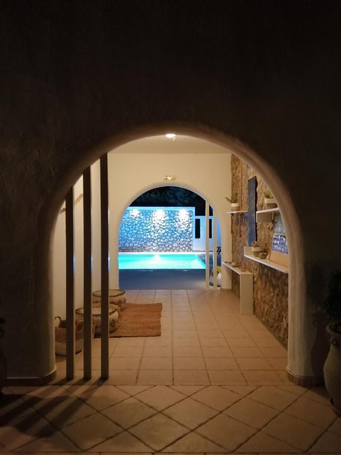 Mouras Resort Livadi  외부 사진