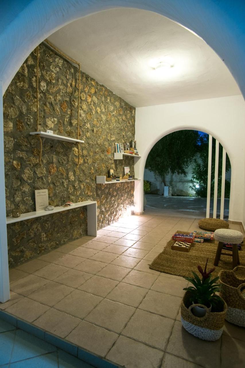 Mouras Resort Livadi  외부 사진