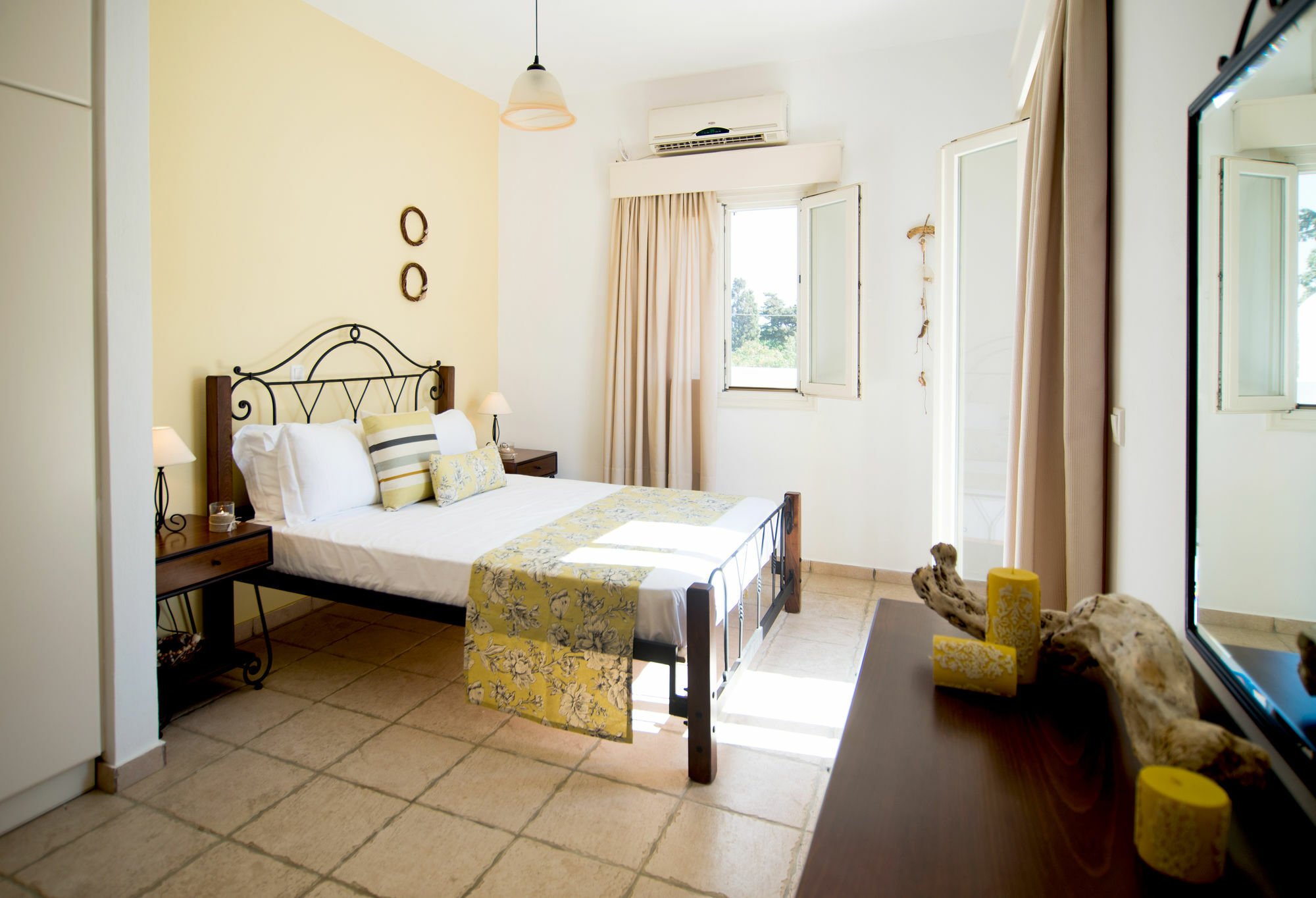 Mouras Resort Livadi  외부 사진